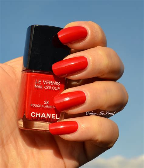 vernis ongle rouge chanel|chanel le vernis nails.